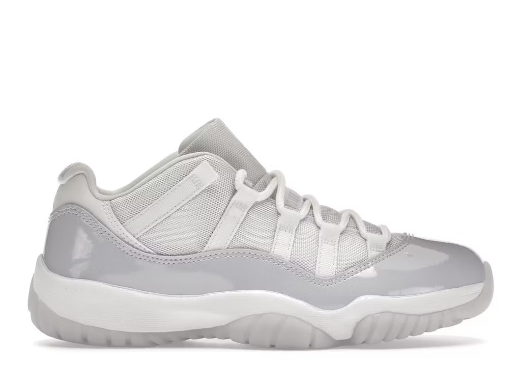 Jordan 11 Low Pure Violet